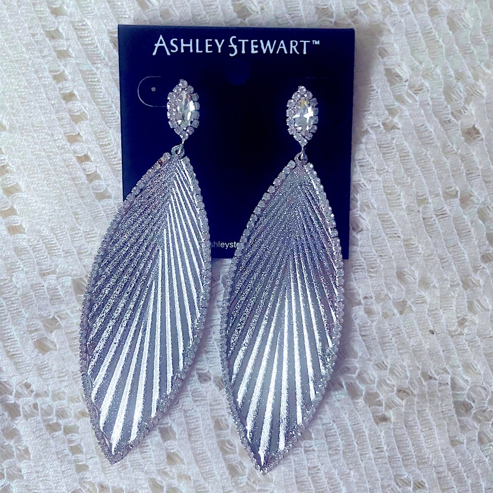Costume Jewelry nwot